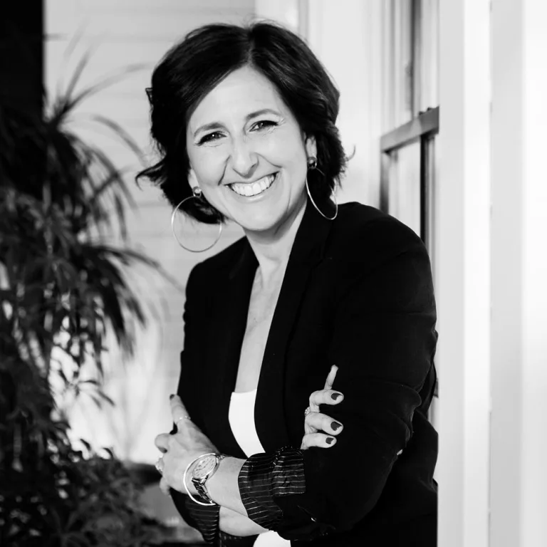 Aviva Romm